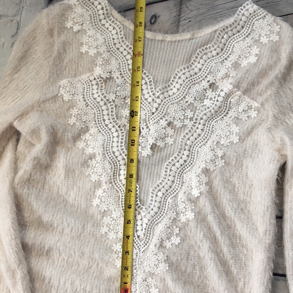 🔥FairySeason.com Fuzzy White Sweater Dress with Lace Detail - Picture 9 of 11